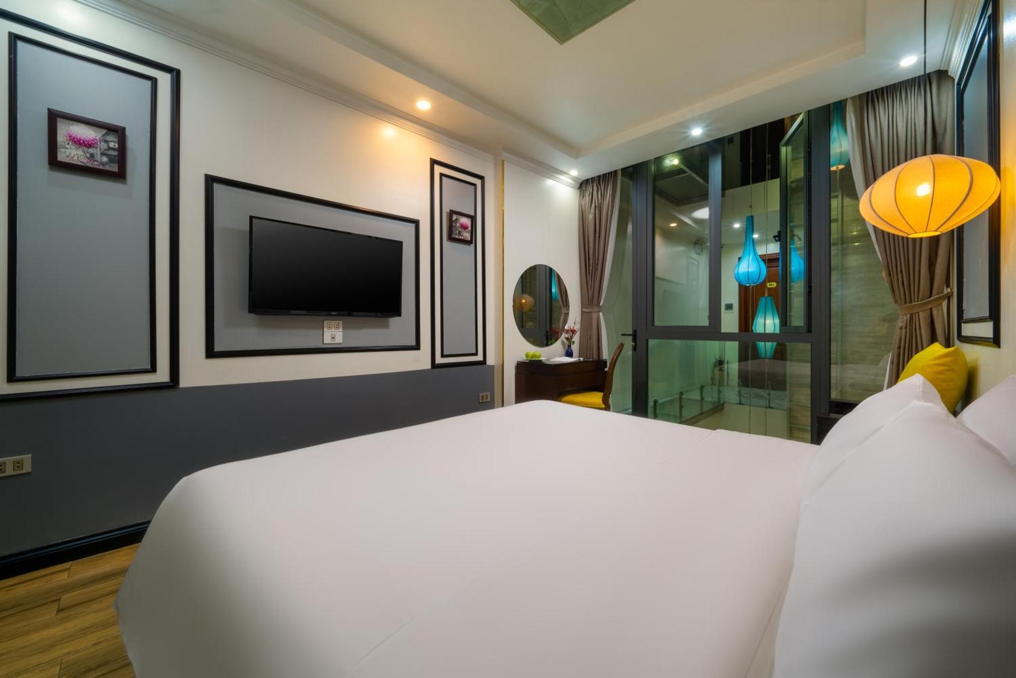 Bella Premier Hotel & Rooftop Skybar Hanoi Exterior photo