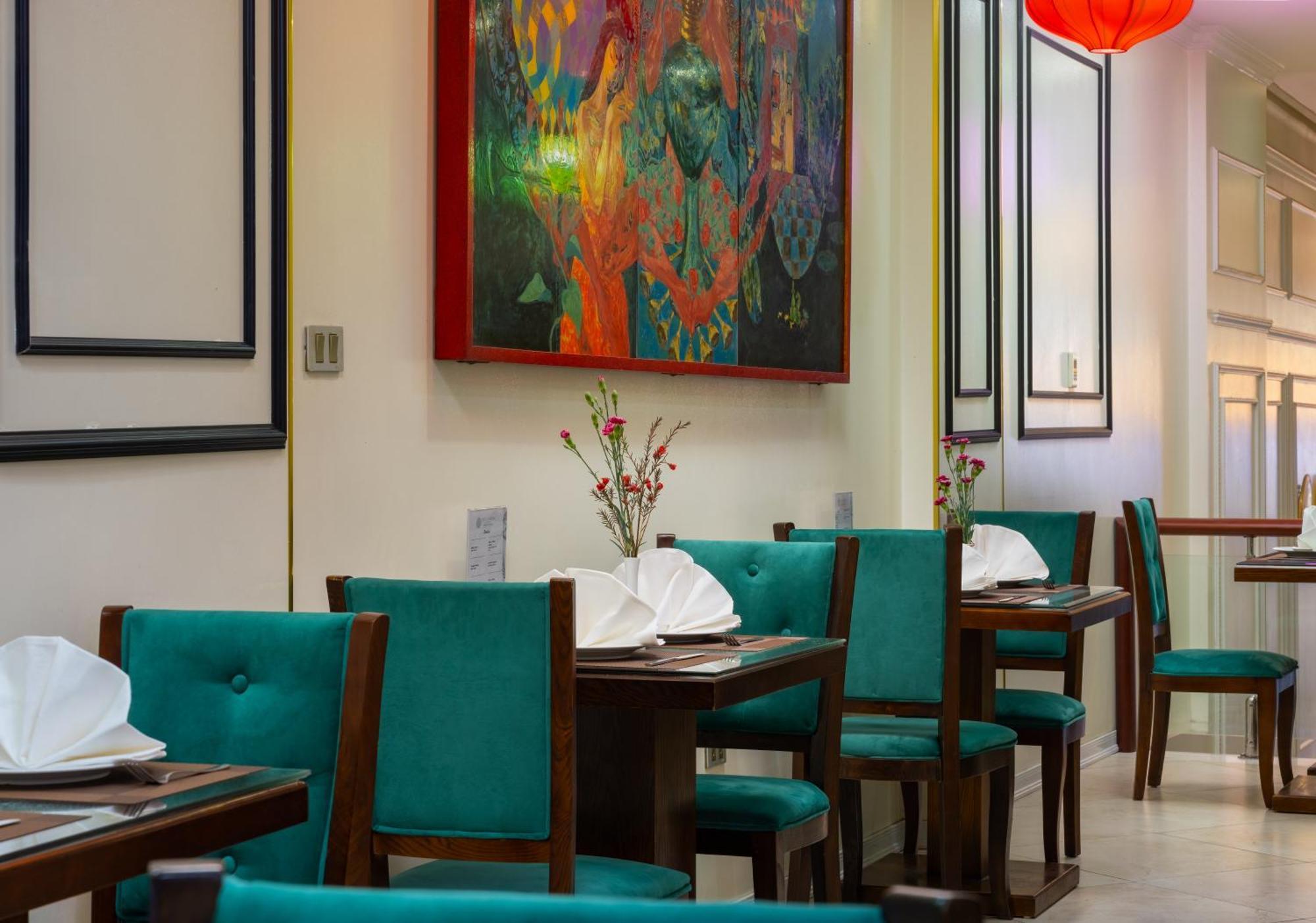 Bella Premier Hotel & Rooftop Skybar Hanoi Exterior photo